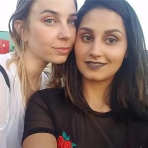 Meet your Posher, Casey